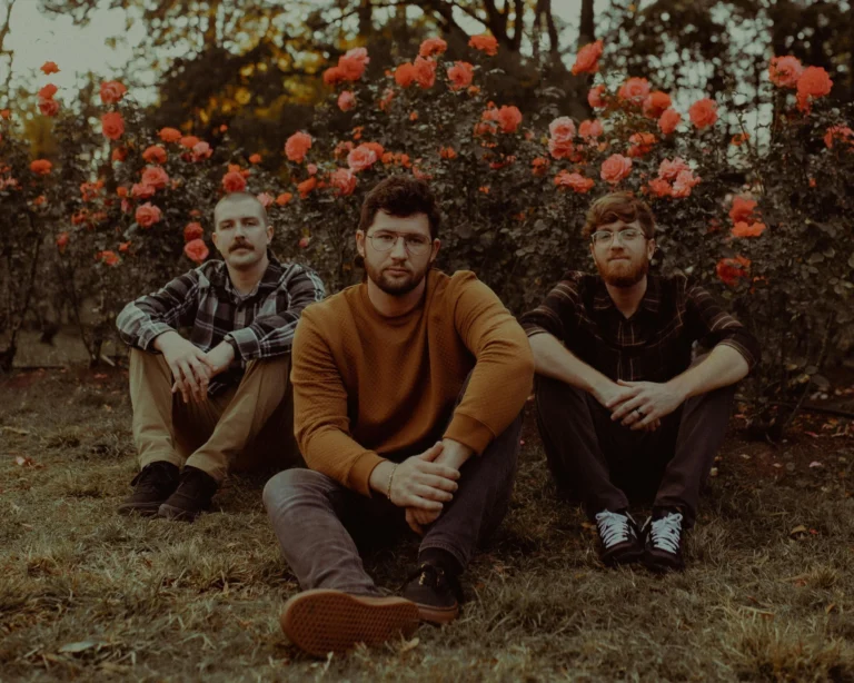 Frontside Releases Pop-Punk Powerhouse EP “Closer to Closure”