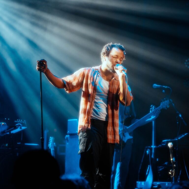 Photo Gallery: Cautious Clay at The Royale