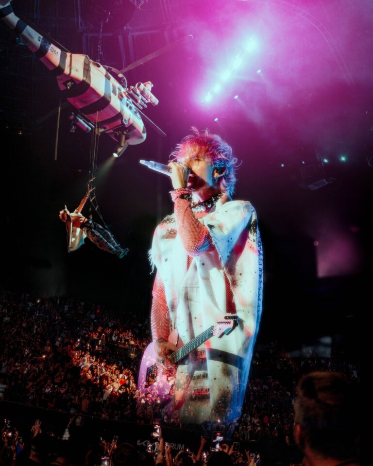 Photo Gallery: Machine Gun Kelly at The Forum
