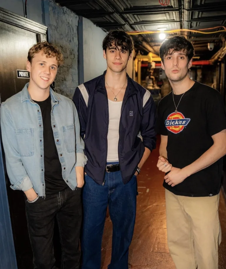Unplugged and In-Tune: New Rules Rounds off American Leg of Self-Titled Tour