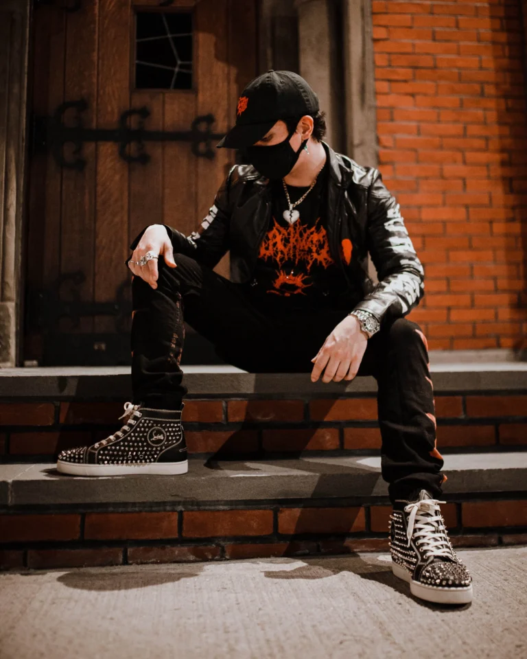 Young Heartbreak: Man of the (Emo) People