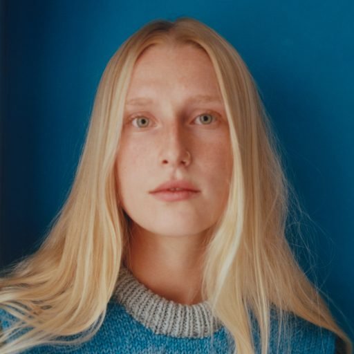 Billie Marten’s “Drop Cherries” is Breaking the Ethereal Grunge Narrative