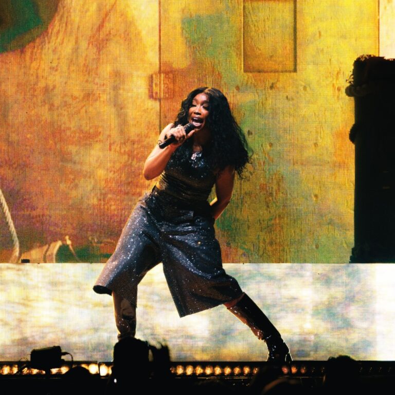 Photo Gallery: SZA at TD Garden