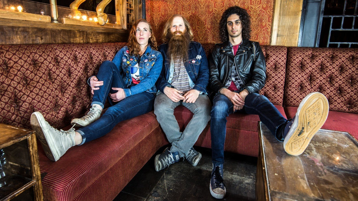 Photo courtesy of FriendlyBear’s Bandcamp page