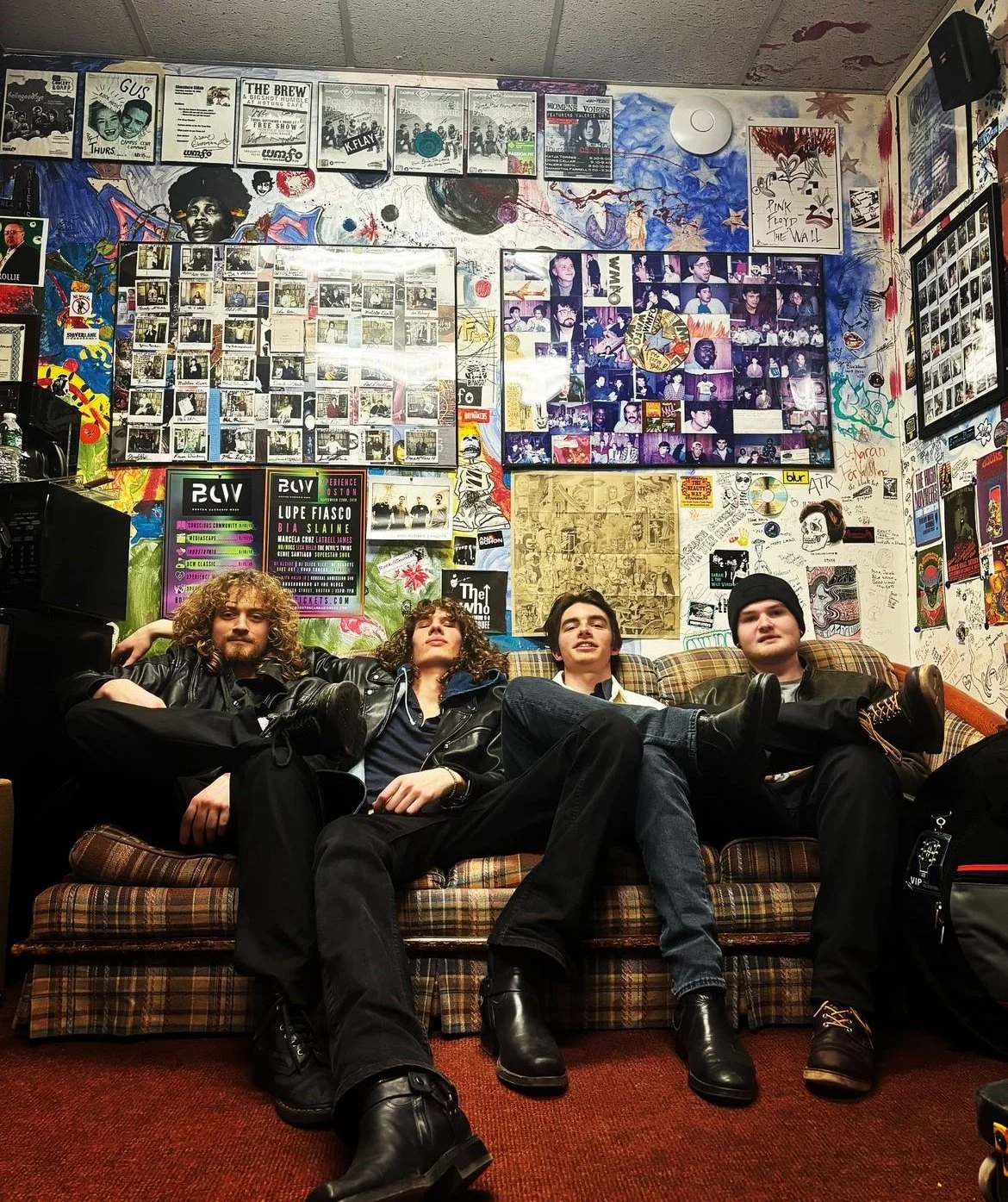 Photo from @unrulyfewband